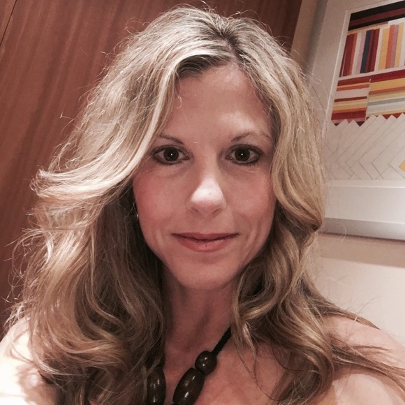 Meet your Posher, Susan - Picture 1 of 1